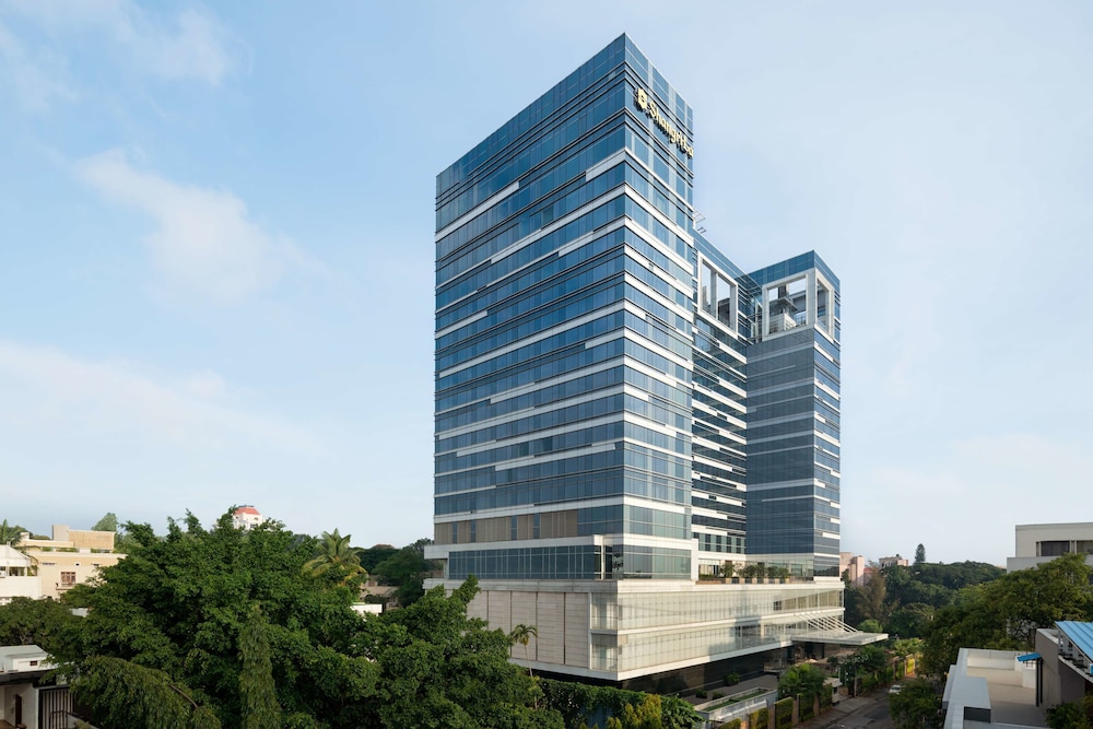 Shangri-La Hotel Bengaluru 4/82