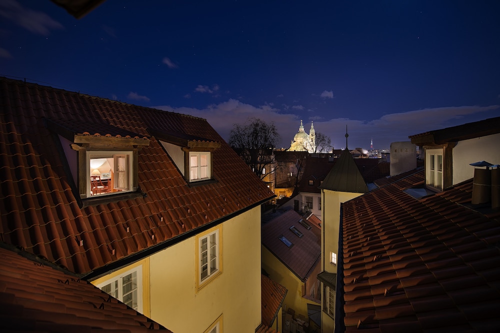 Boutique Hotel Constans 46/50