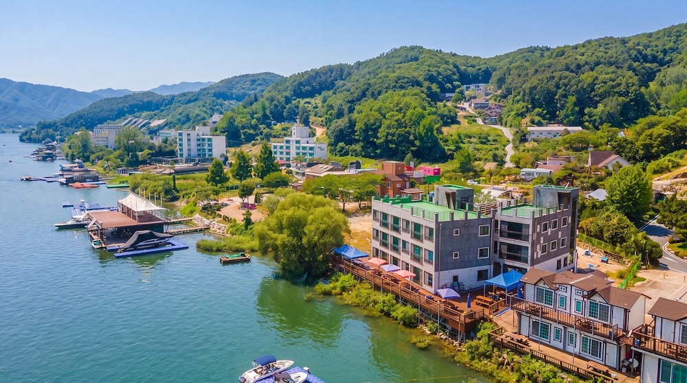 Gapyeong Rialto Pension 43/50