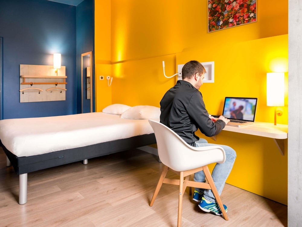 ibis budget Rennes Route de Lorient 16/68
