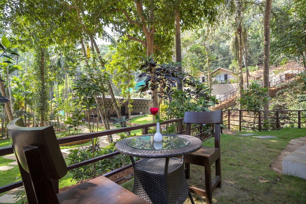 Stone Wood Nature Resort 24/43