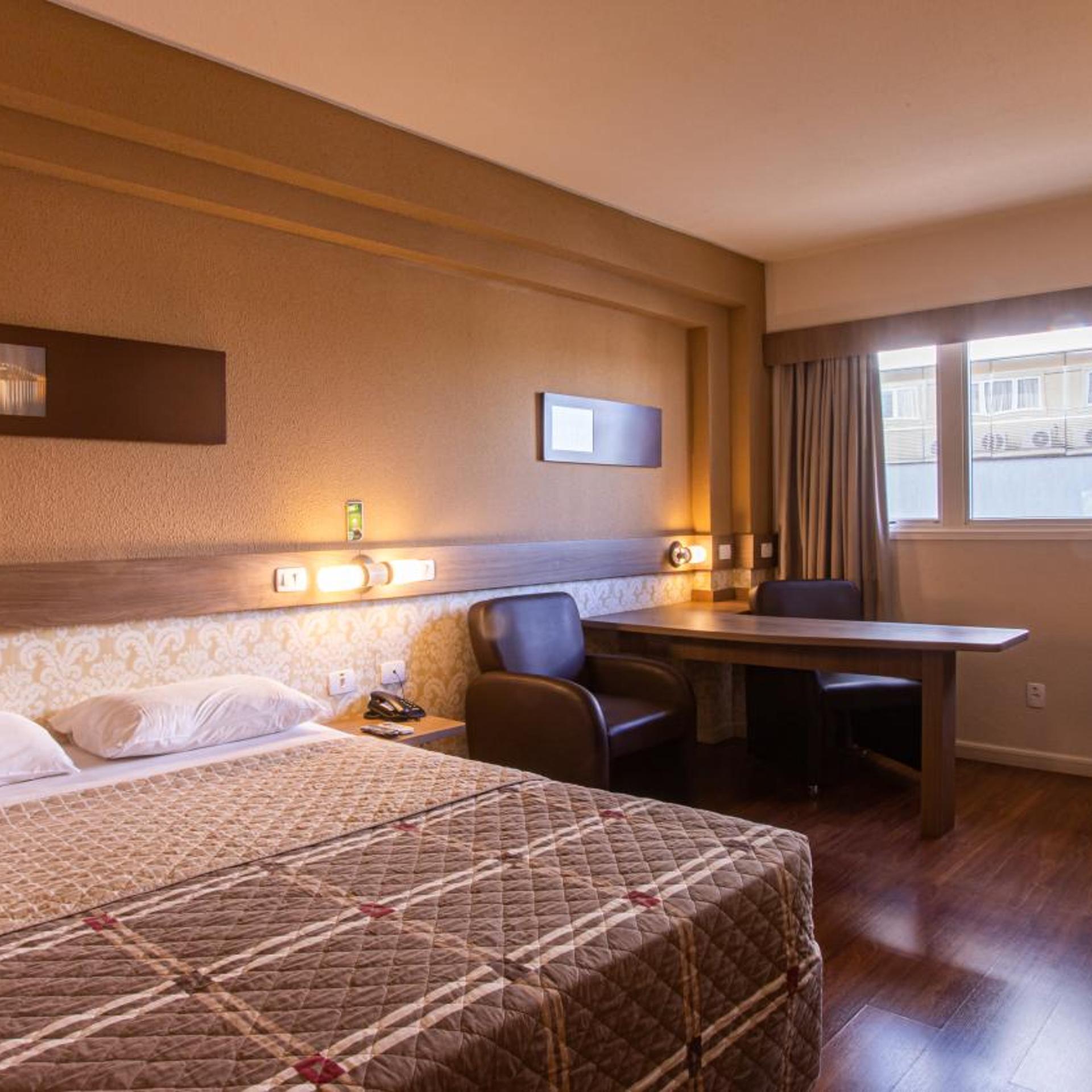 HOTEL 10 PALMAS 13/53