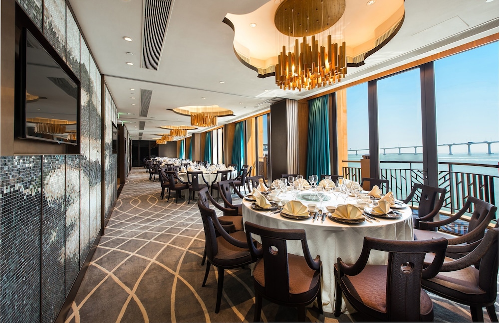 Legend Palace Hotel 52/66