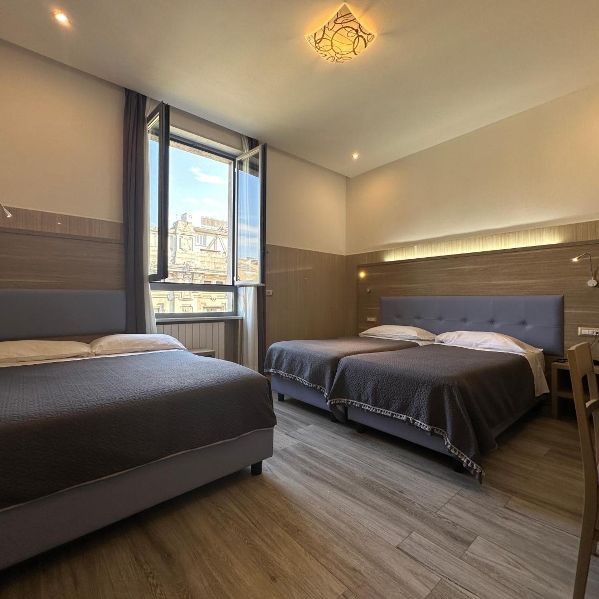 Hotel Midway 22/50