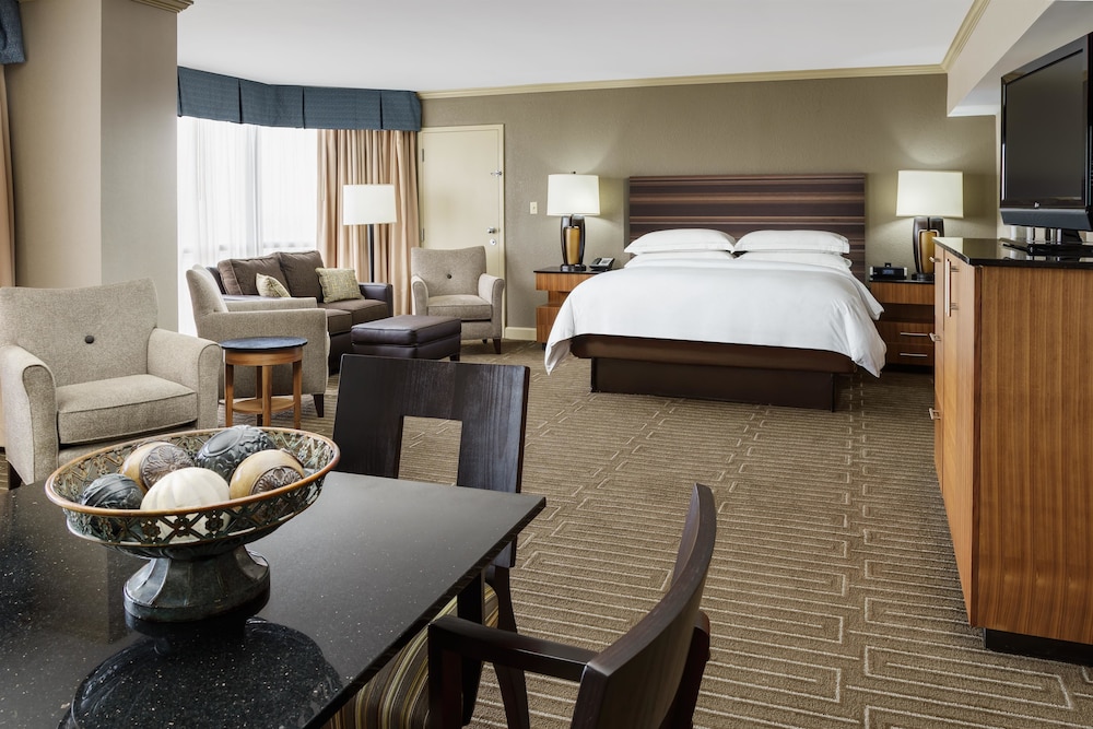 Hilton Charlotte University Place 38/66