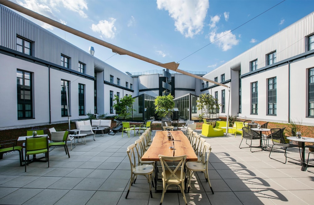 Arcotel Donauzentrum 37/50