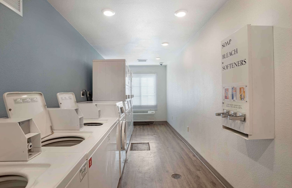 Extended Stay America Select Suites Panama City Callaway 35/47