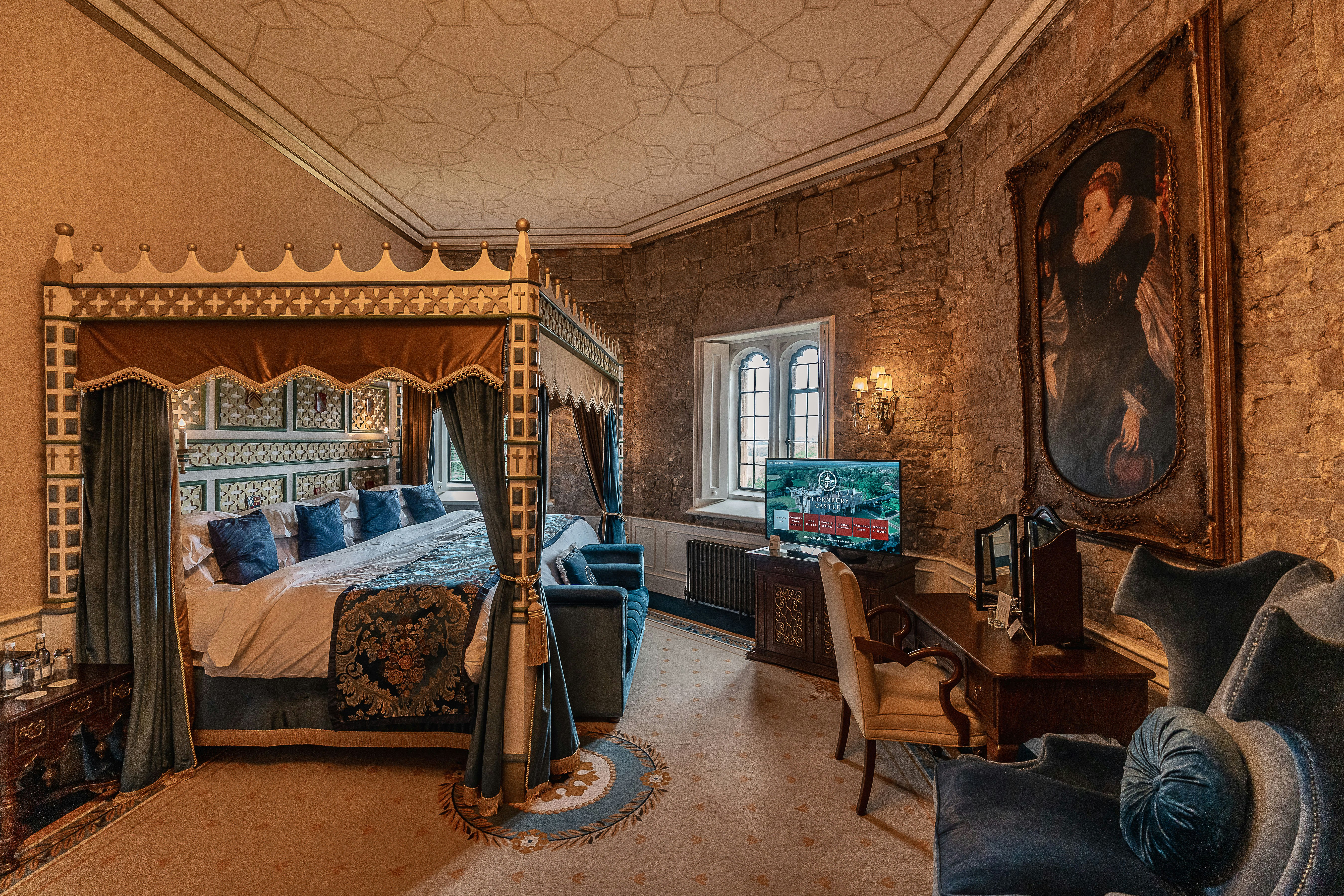 Thornbury Castle 19/24