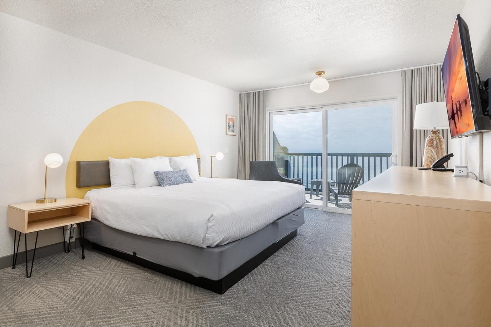Surfland Hotel 11/44