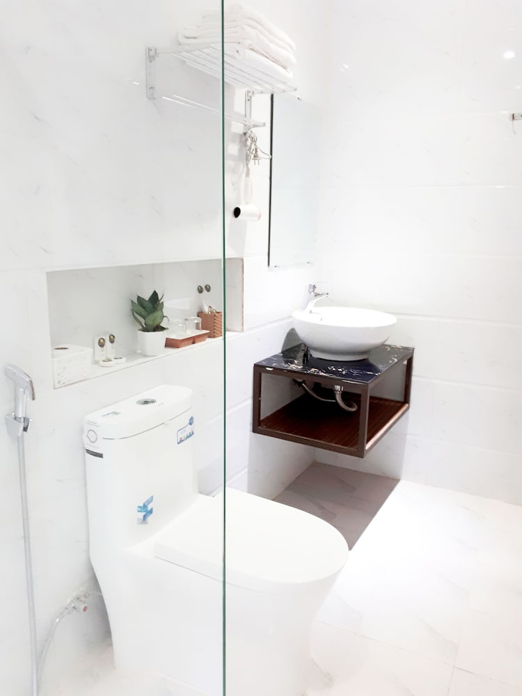 Annie Danang Hotel & Apartment 45/45