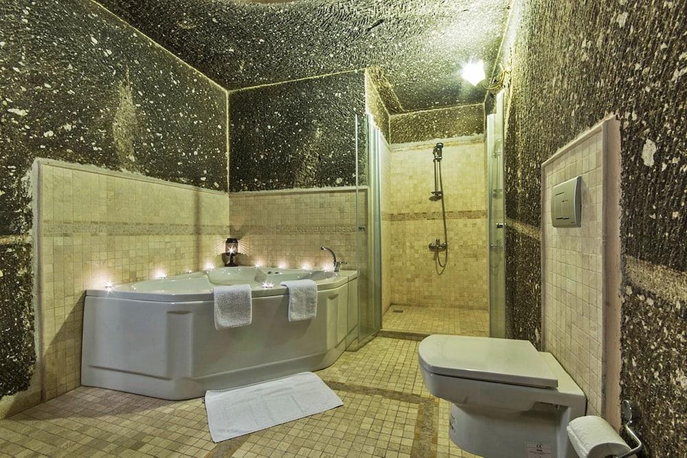 Antique Terrace Suites 49/50