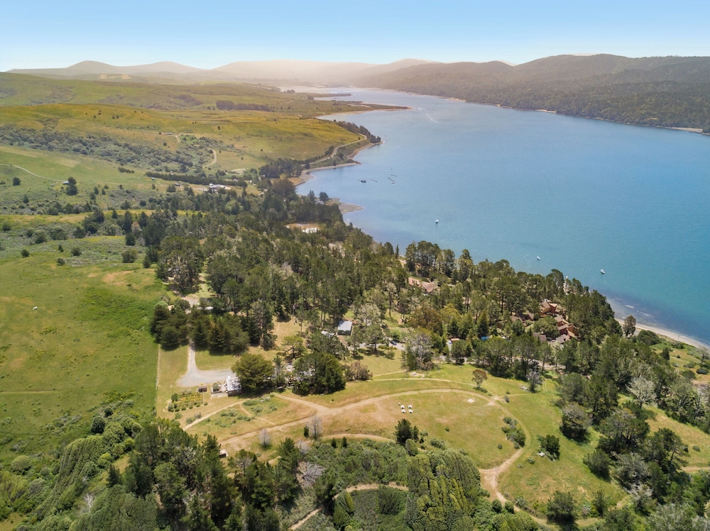 Lodge at Marconi 40/46