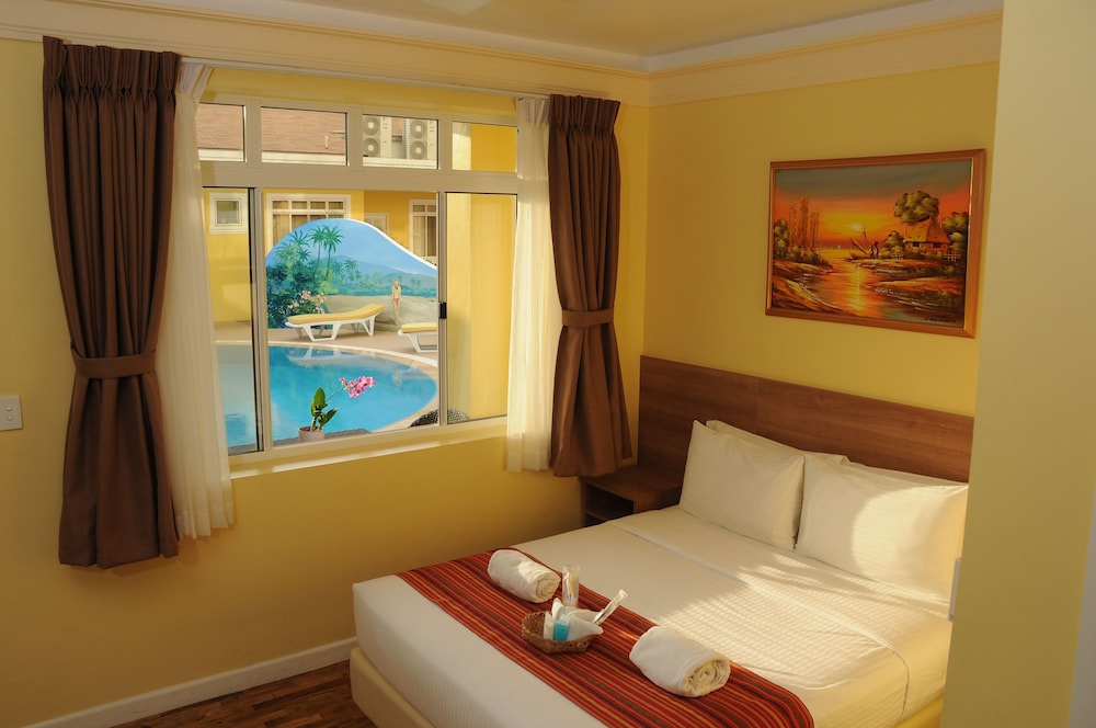 Awesome Hotel 19/64