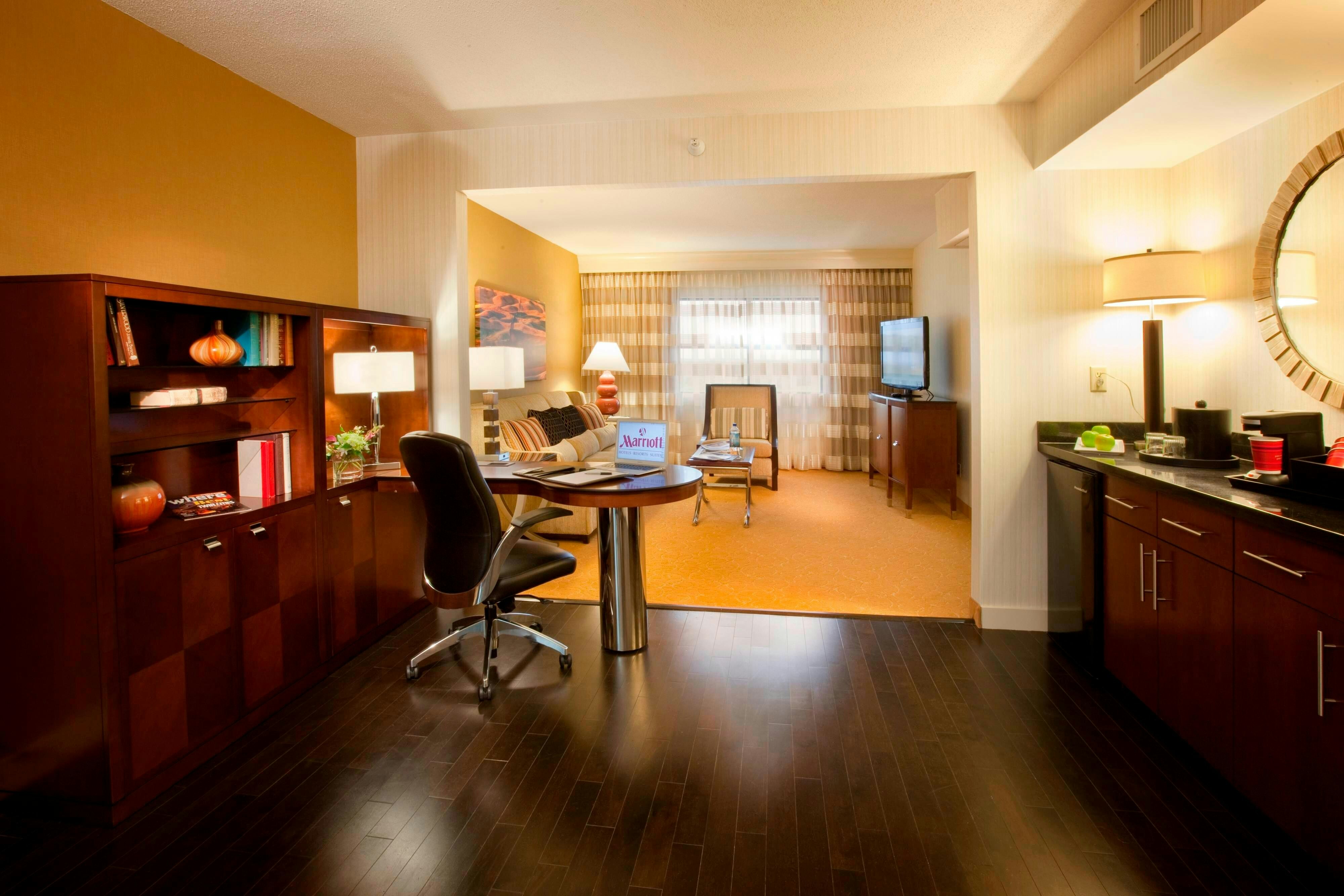 Minneapolis Marriott Northwest 6/7