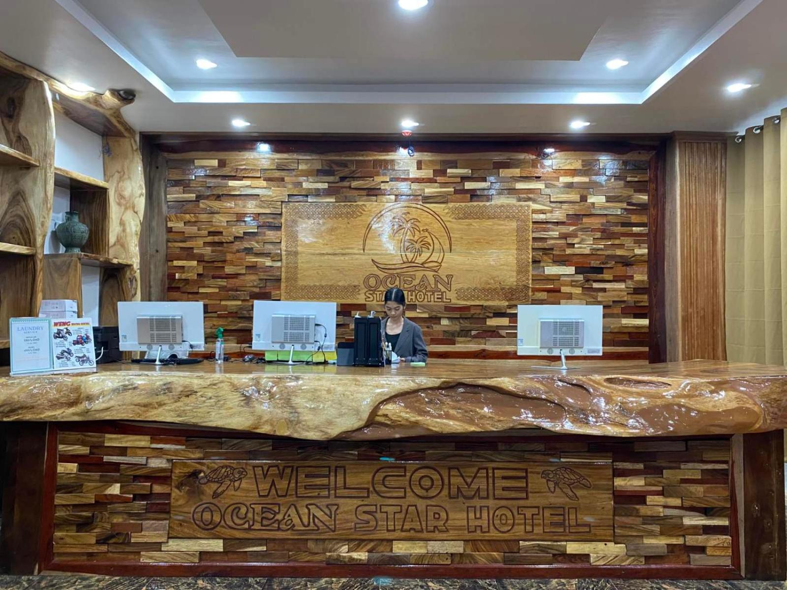 Ocean Star Hotel Coron 8/50