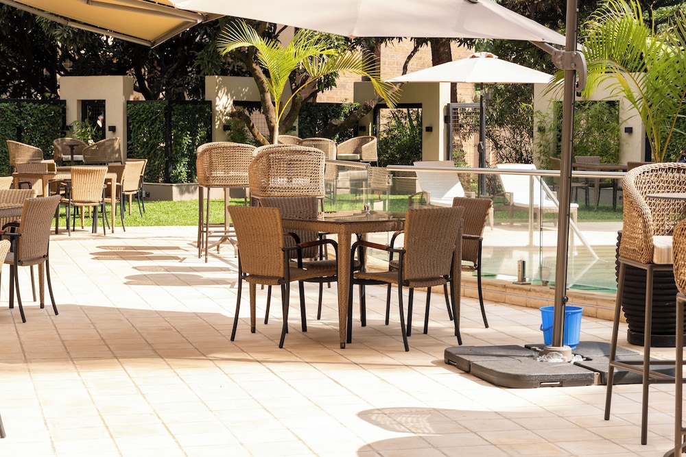 Bidwood Suite Hotel 37/50