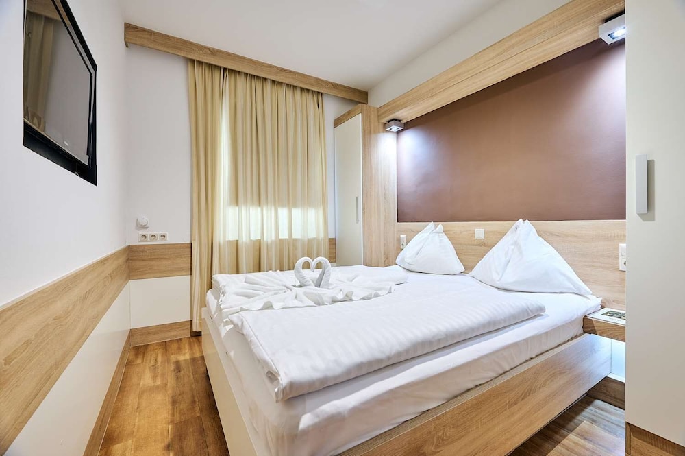 Vibe, Economy, Plus, Double Bed