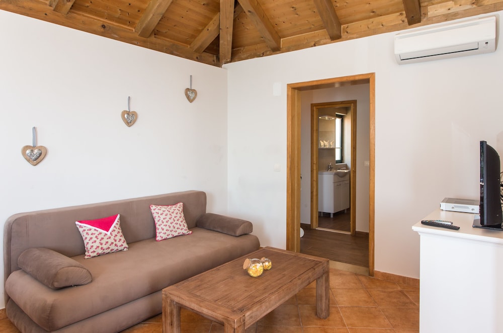 Apartments Villa Mirjana 40/75