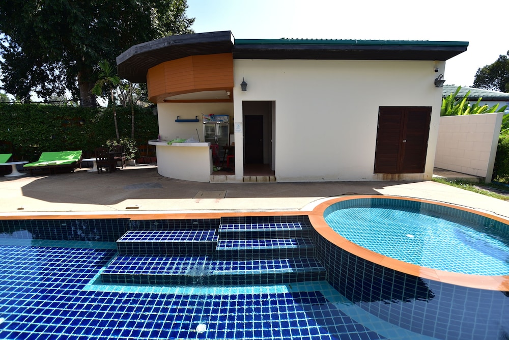 The Green Hotel Koh Lipe 55/61