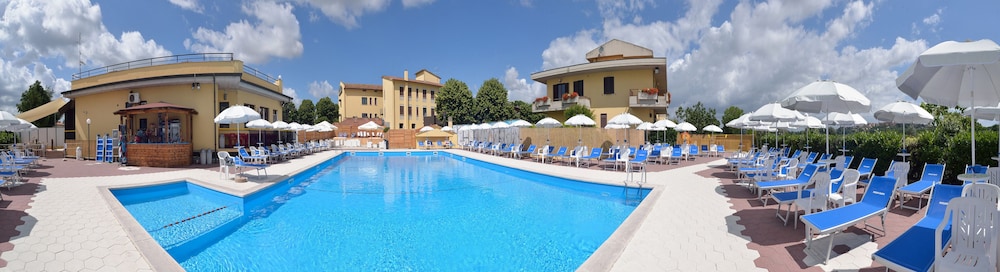 Hotel Ristorante Dante 38/50