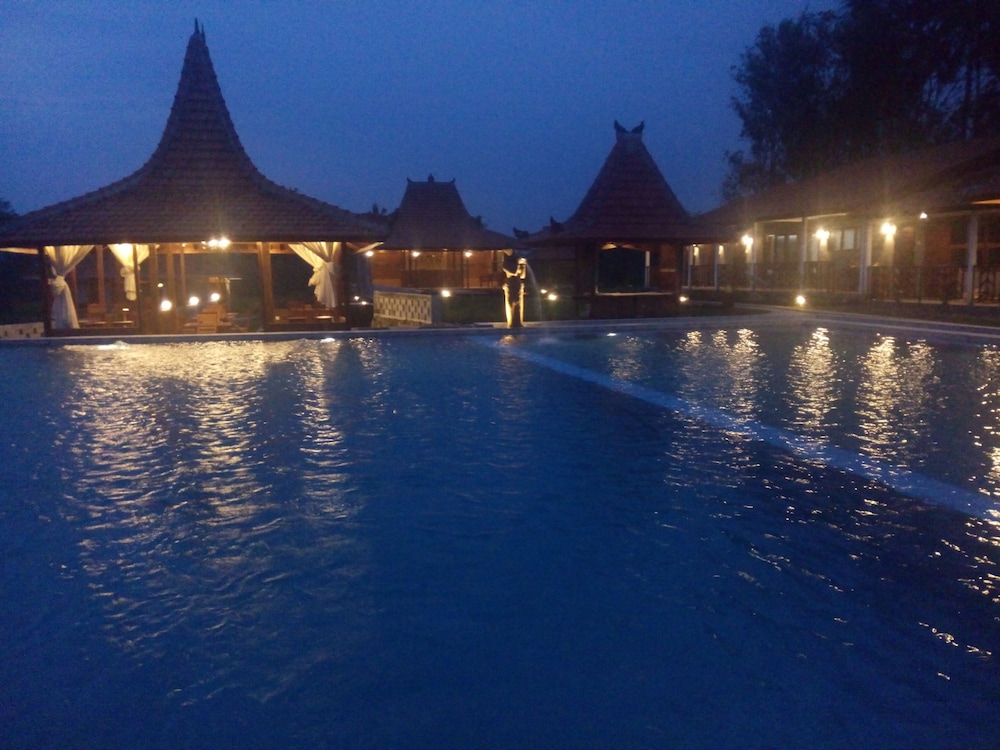 Kampoeng Joglo Ijen Banyuwangi 34/46