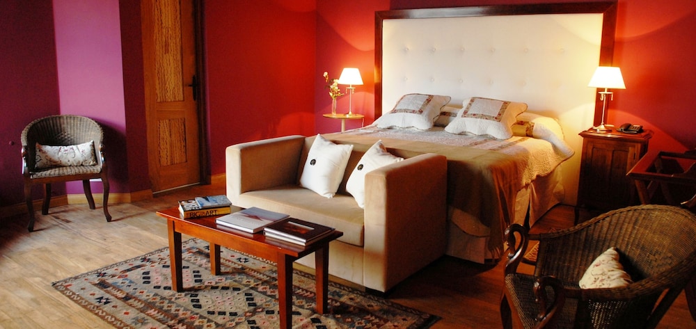 KKALA BOUTIQUE HOTEL 25/70
