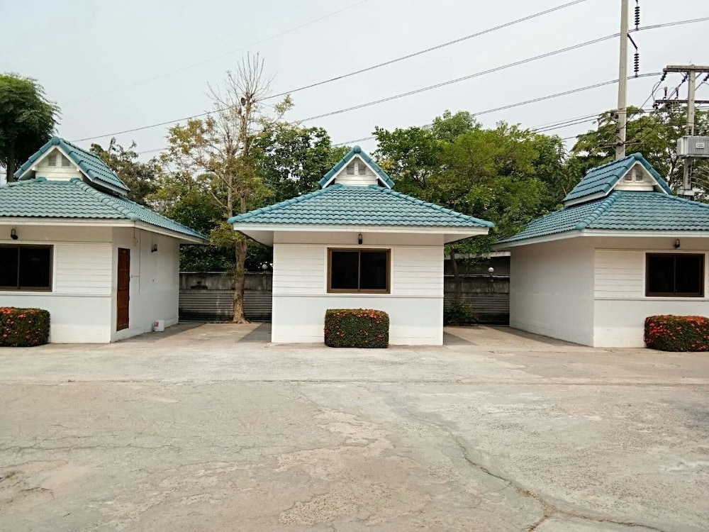 Fahproundfon Hotel 5/32