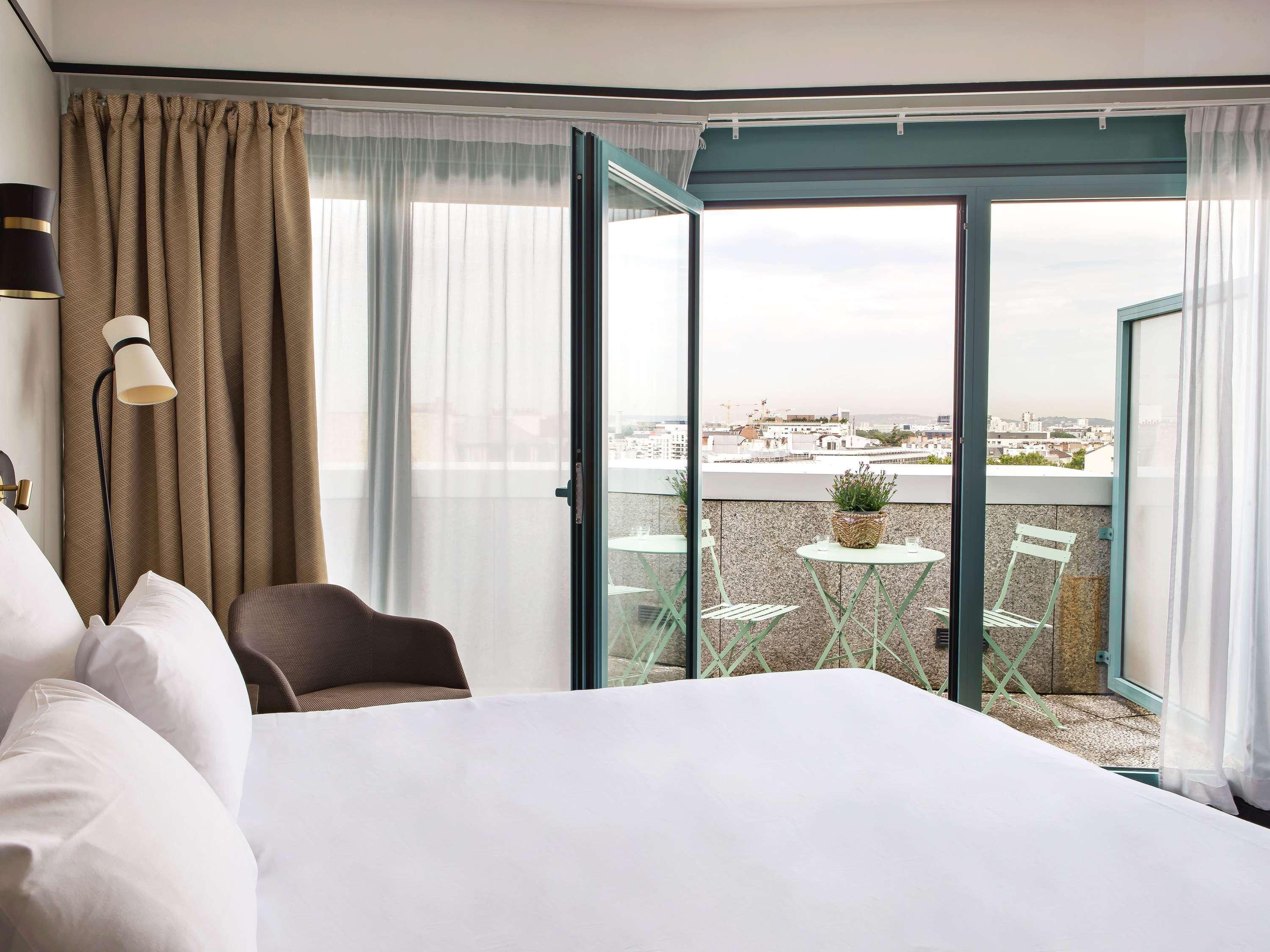 PRIVILEGE, DOUBLE BED, HIGH FLOOR