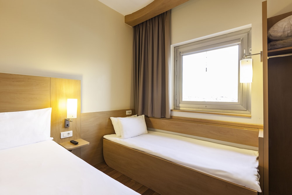 Hotel Ibis Santiago Providencia 21/50