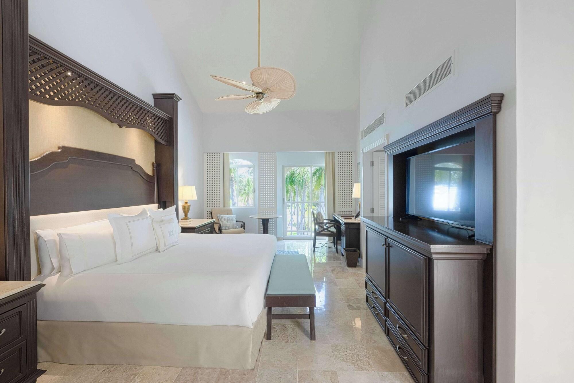 Relax, Pool, Luxury, Royal Hideaway Playacar All Inclusive - Adults Only 4/5