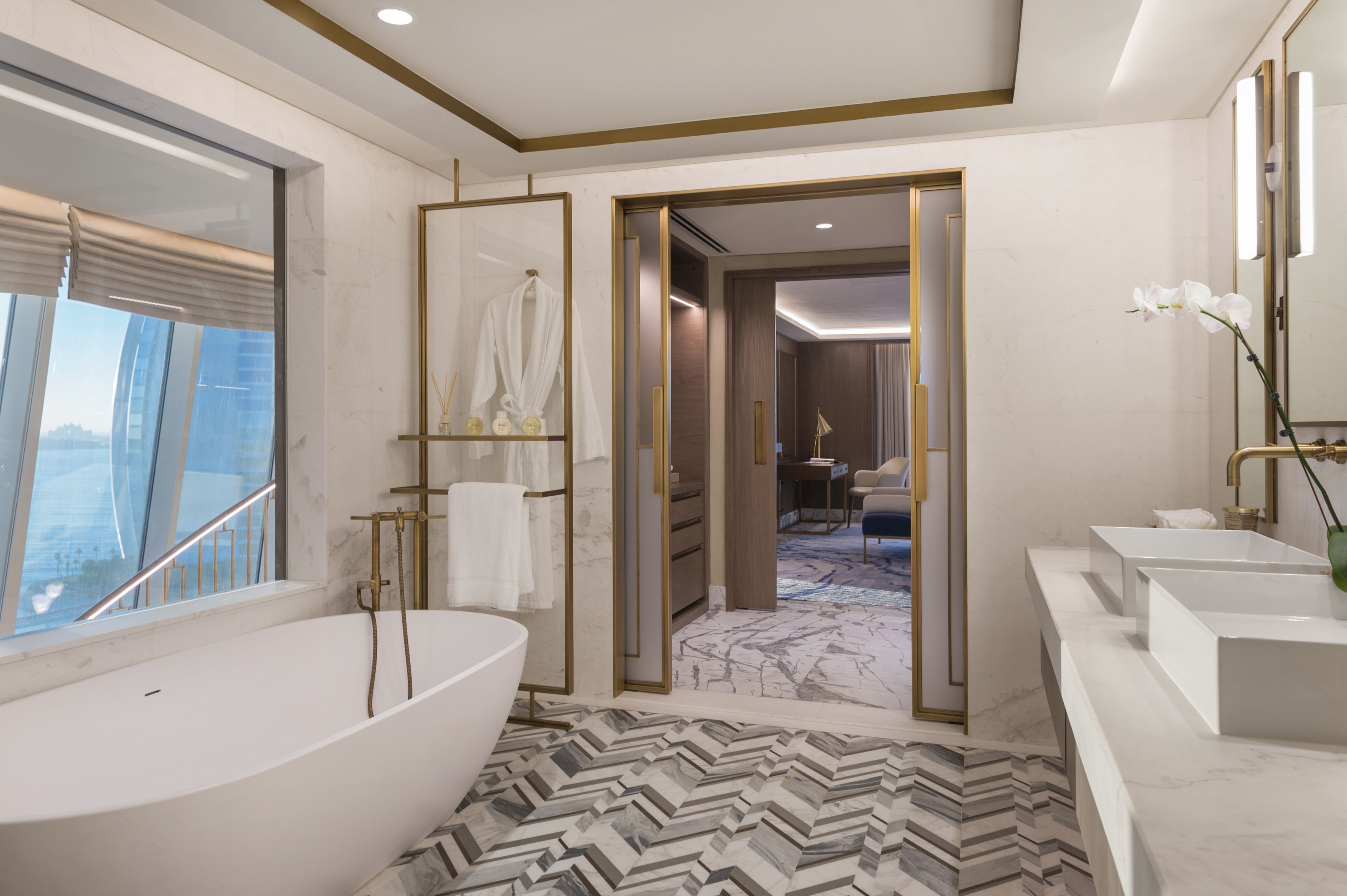 PRESIDENTIAL, SUITE