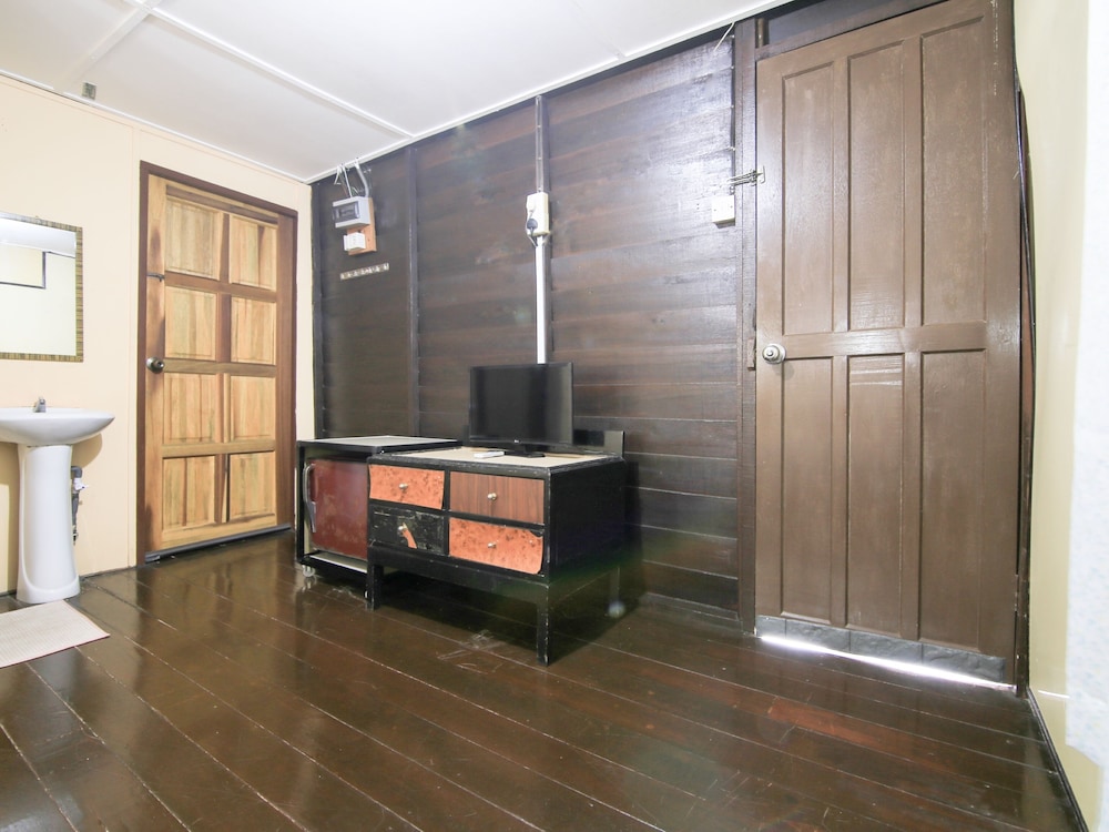 Hotel O Ombak Inn Chalet 24/27