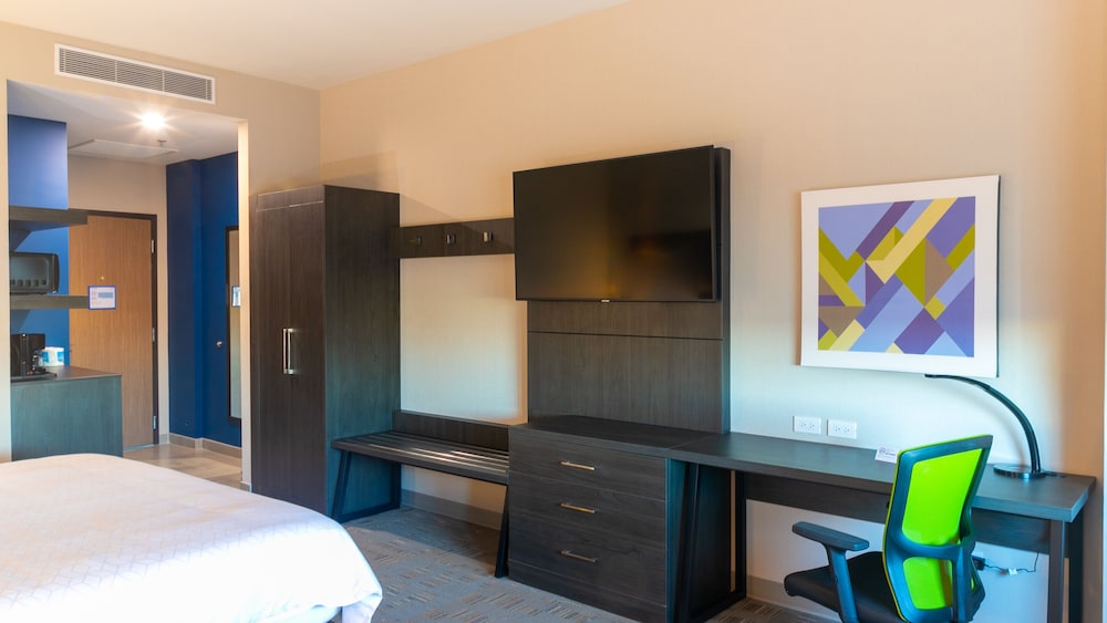Holiday Inn Express and Suites Tijuana Otay 19/61