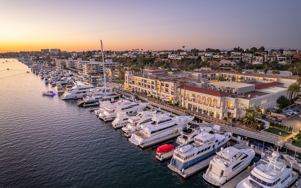 Balboa Bay Resort 67/71