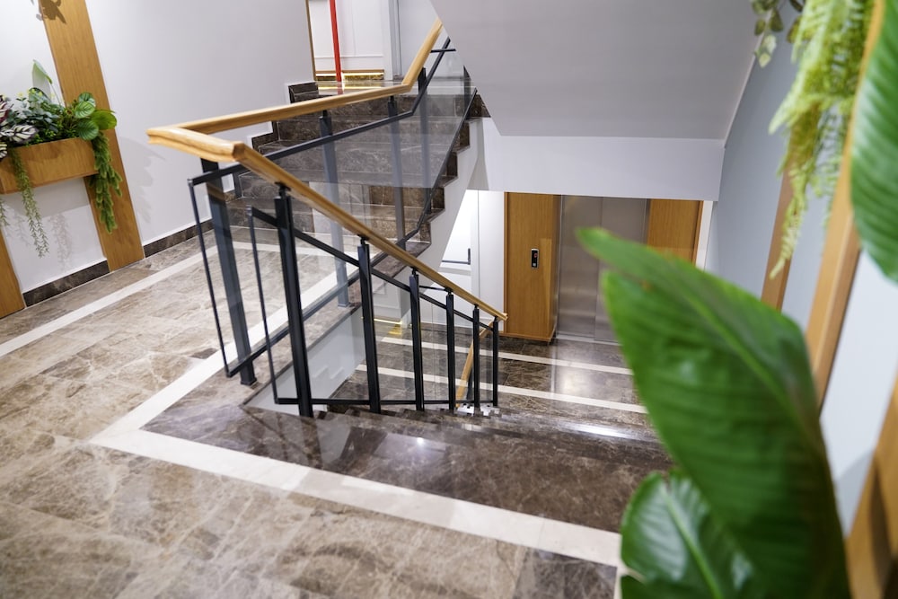 Juglans Suites 41/49