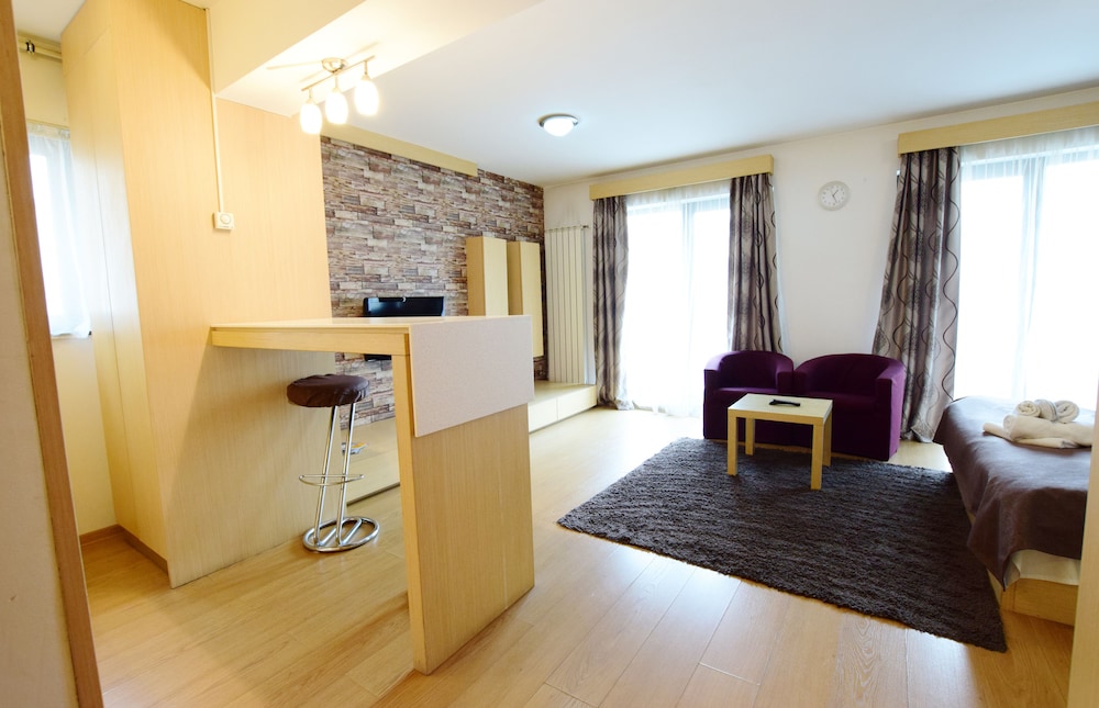 Decebal Residence Apartments 36/80