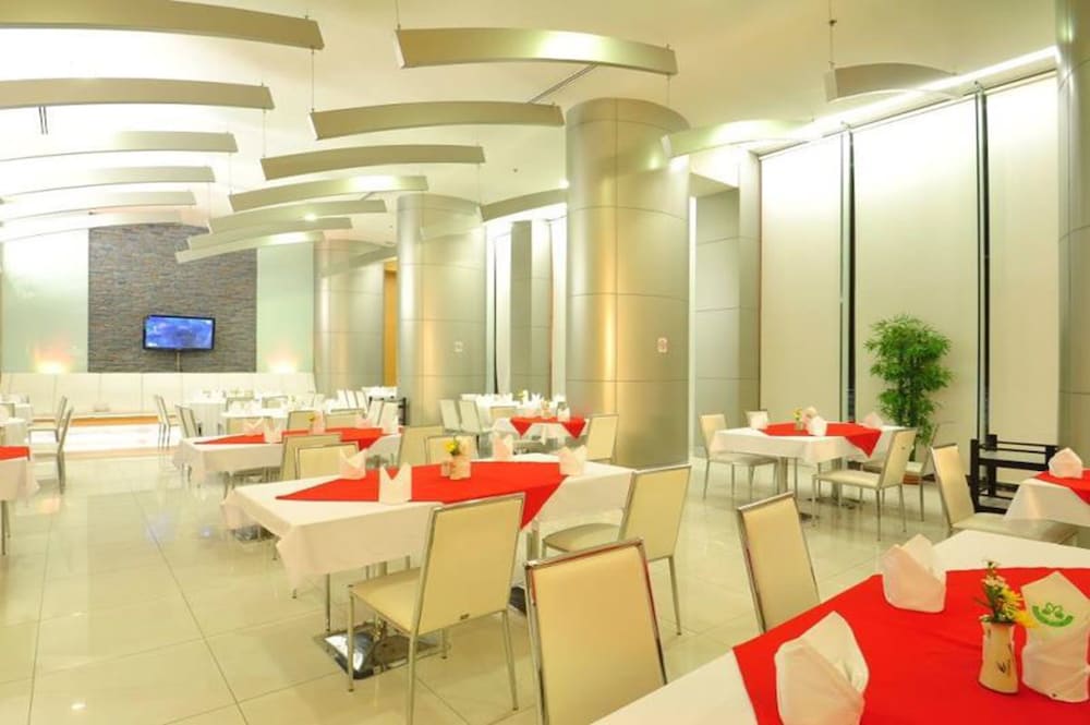 MAYFLOWER GRANDE HOTEL HAT YAI 26/37