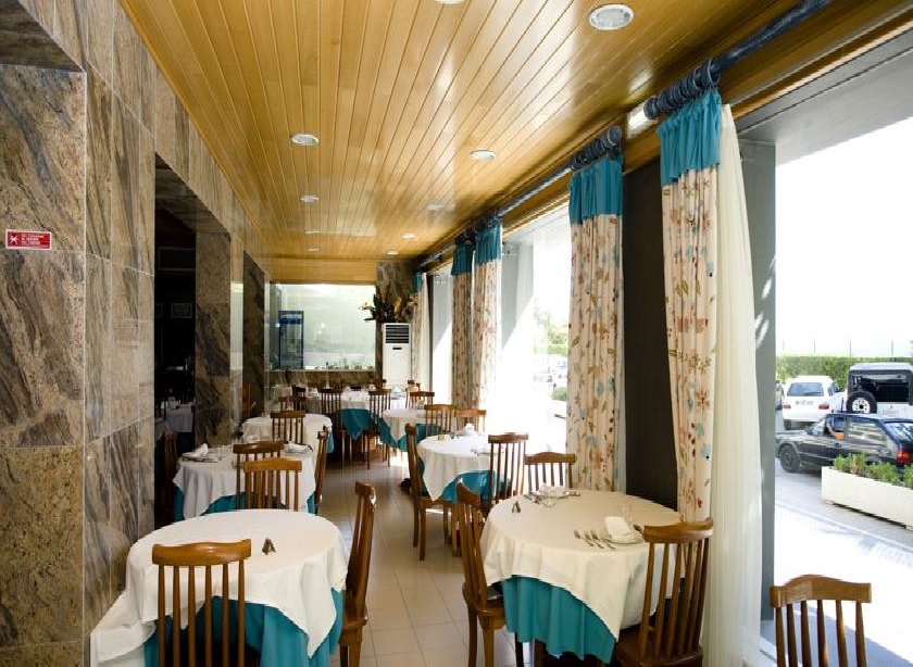 restaurant cafeteria