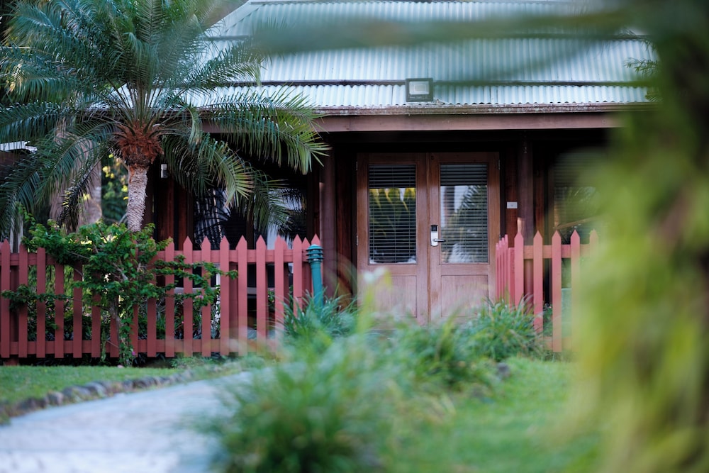 Fiji Hideaway Resort and Spa in KOROLEVU