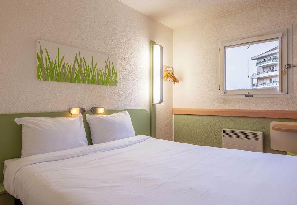 Room at B&B Hotel Annemasse Est, ANNEMASSE