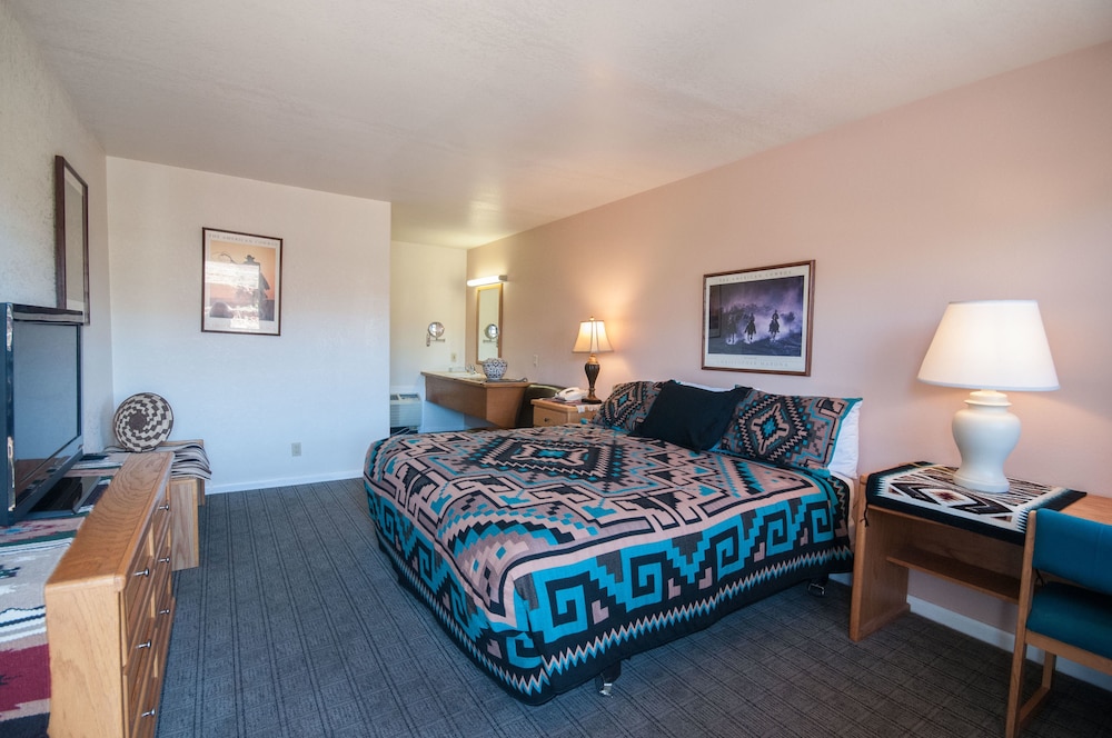 San Juan Inn 2/15