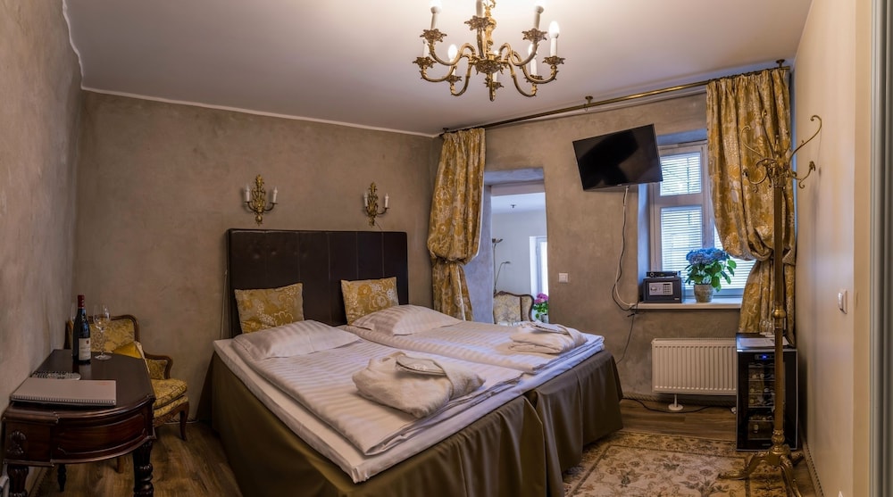 Cru Hotel 42/74