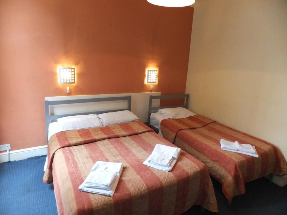 Gresham Hotel 13/50