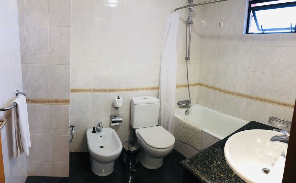 Golden Park Hotel 23/24