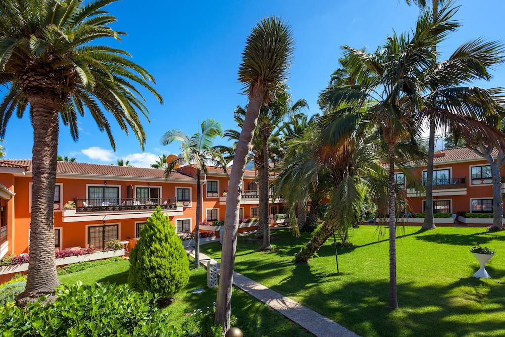 CLUB AMBASSADOR APARTAMENTOS 16/36