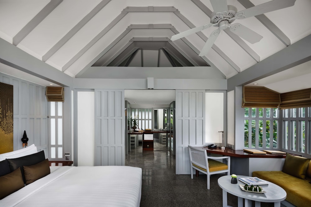 1 Bedroom, Superior, Cottage, King Bed, Sofa, The Surin Phuket 2/3