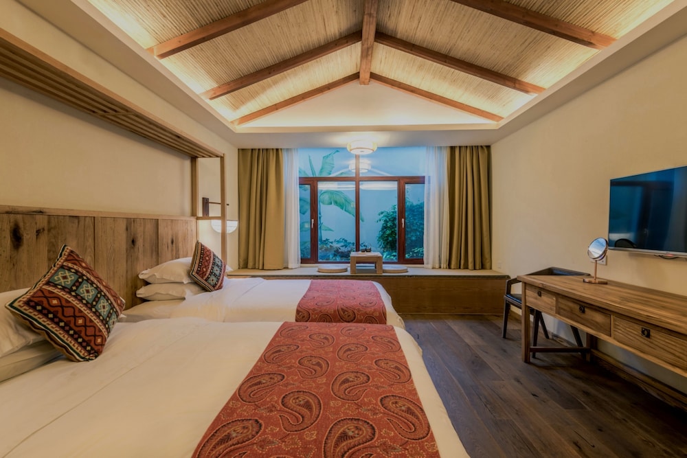The Apsara Lodge 21/75