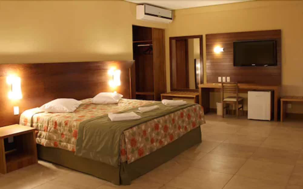 HOTEL FAZENDA VALE DA MANTIQUEIRA 11/72