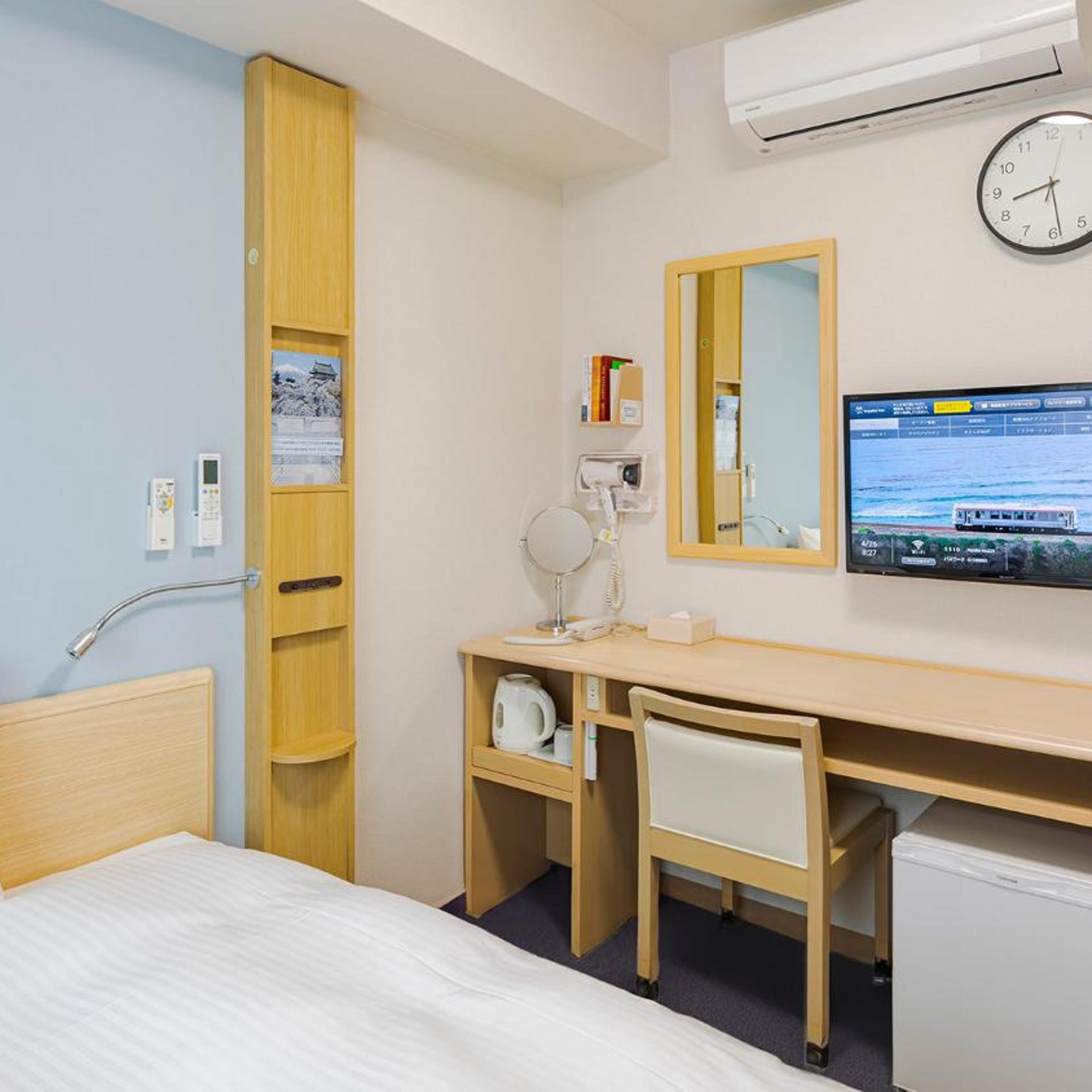 Room, Single, Double Bed, Smoking