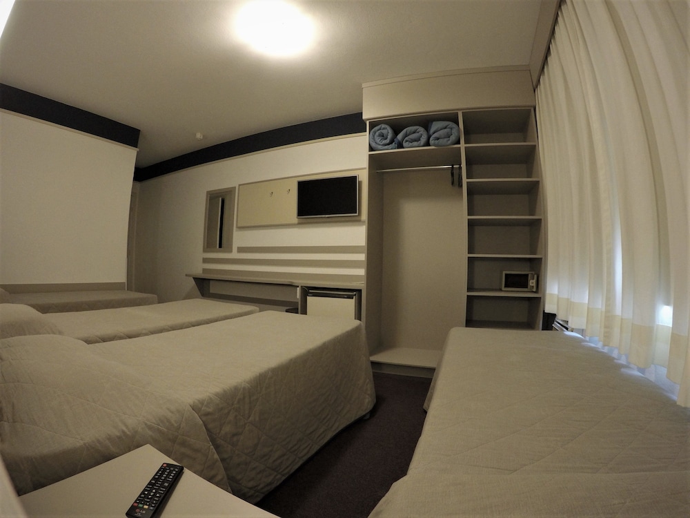 Hotel Gracher Praia 26/68